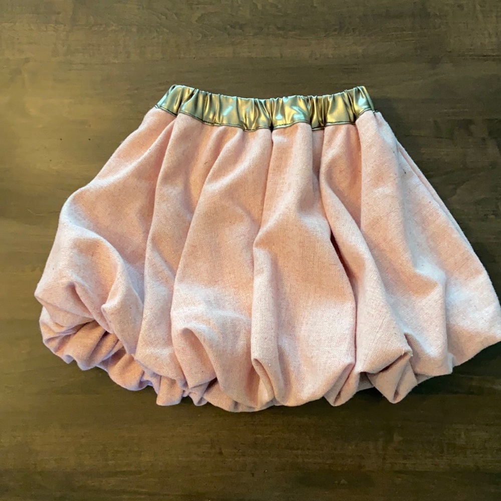 Beautiful lined skirt, size 4